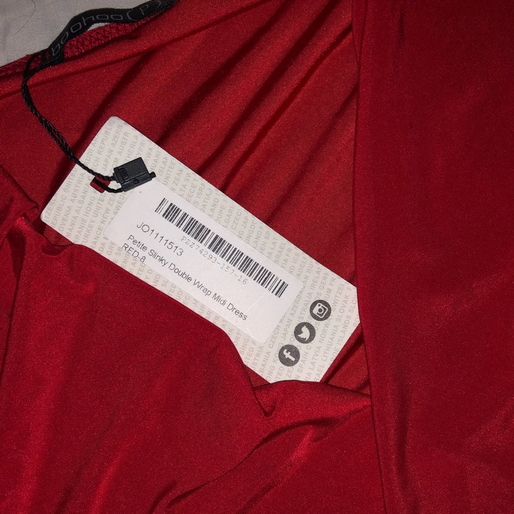 Dress - Picture 3 of 4